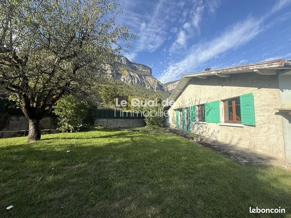 Maison 5 pièces 77 m² 