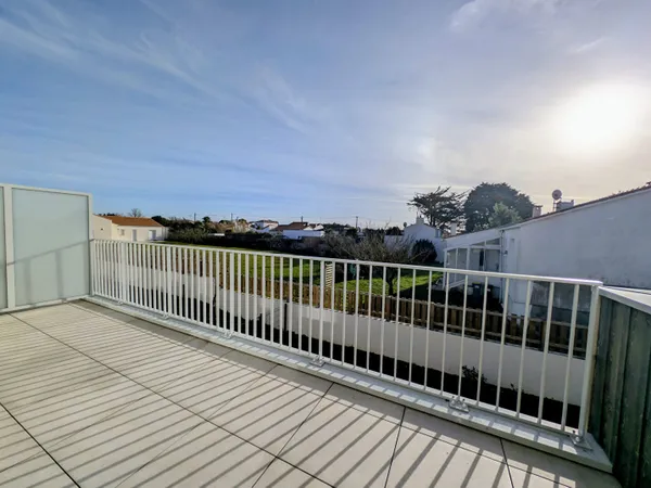 Appartement T3 de 65 m² état neuf en duplex à Saint Gilles Croix de Vie 