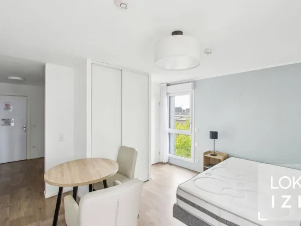 Studio 1 pièce 26 m² 