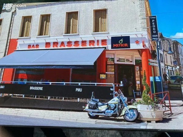 Brasserie Bar, fond 