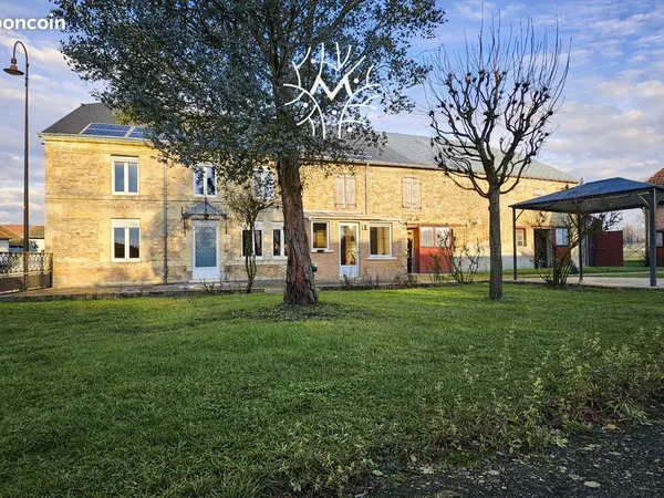 Propriété 5 pièces 172 m² 