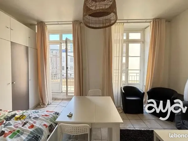 Appartement 1 pièce 30 m² 