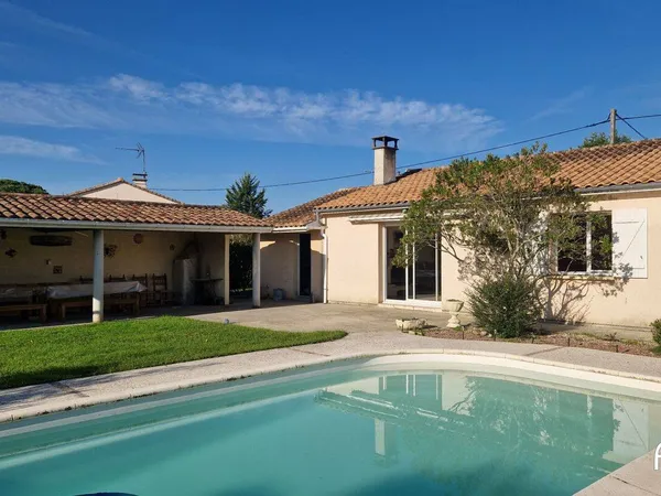 Maison de plain-pied 4 pièces 90 m² 
