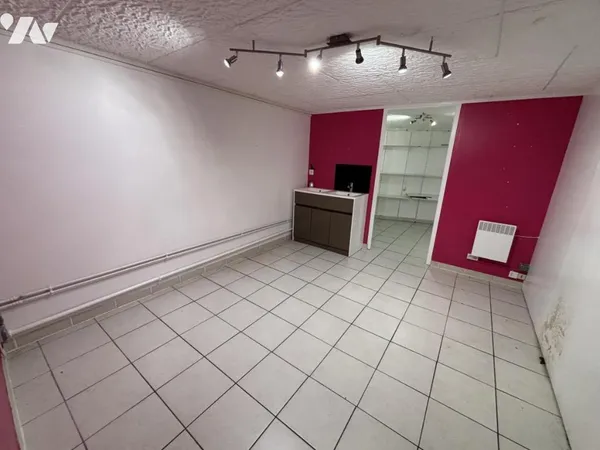 Local commercial 