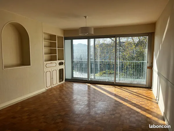 Appartement 5 pièces 122 m² 