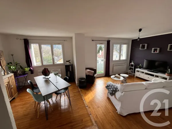 Appartement 4 pièces 64 m² 