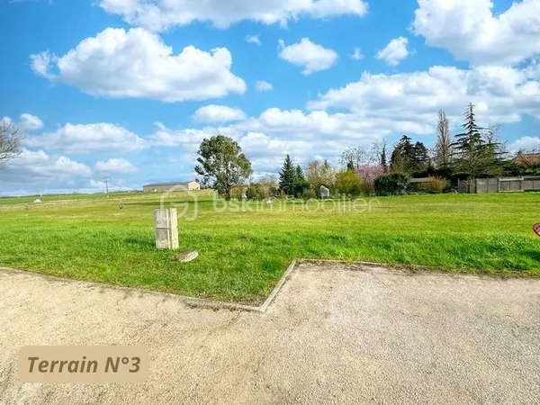 Terrain Constructible de 497m² (Viabilisé) 