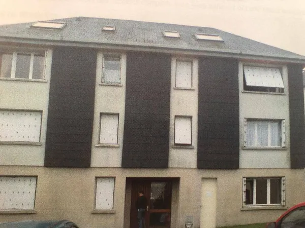 Studio 1 pièce 28 m² 