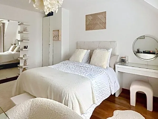 Maison 7 pièces 220 m² 