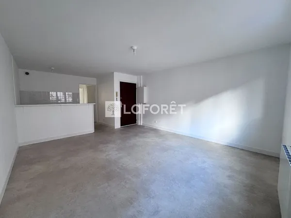 CALAIS -Appartement 56 m2-2 chambres-garage 