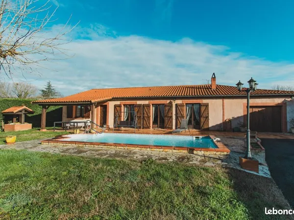 Maison 6 pièces 140 m² 