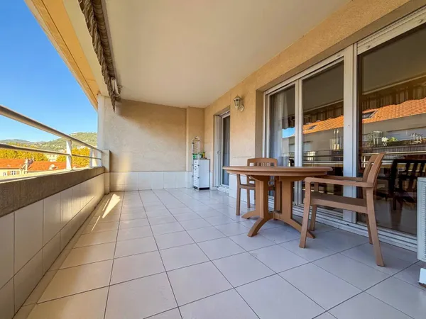 Appartement 4 pièces 99 m² 