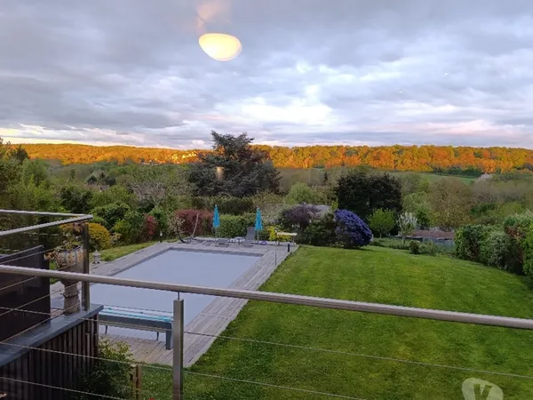 Sublime maison de 210 M2 avec piscine et vue exceptionnelle 