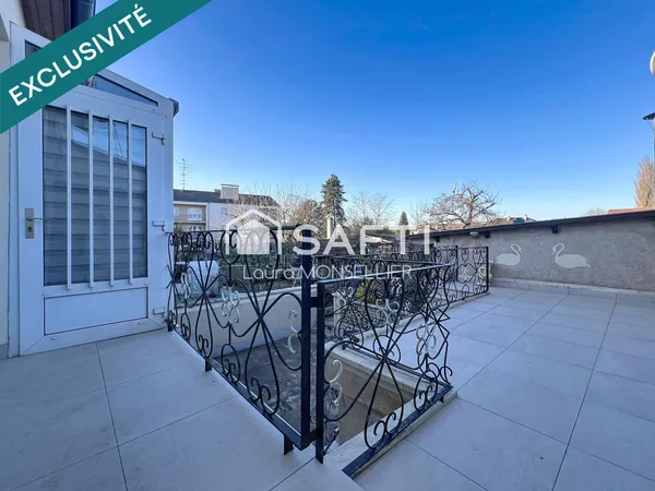 Grand appartement de 92m2 avec terrasse et jardin 