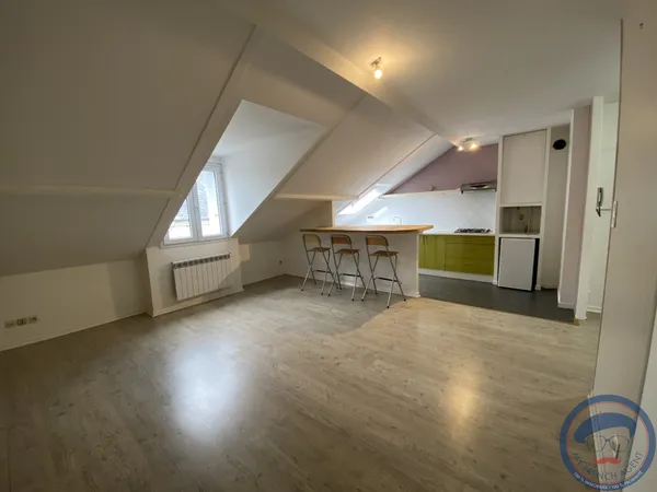 QUARIER BLANQUI MIRABEAU - 3 PIECES AVEC PLACE DE PARKING - 