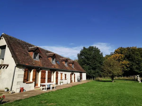 Vends maison 195m² Magnifique longère dans un écrin de verdure 