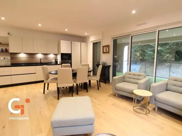 Appartement 3 pièces 77 m² 