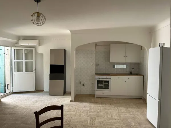 Appartement 2 pièces 74 m² 