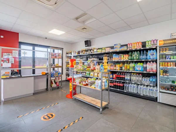 Fonds de commerce 120 m² 