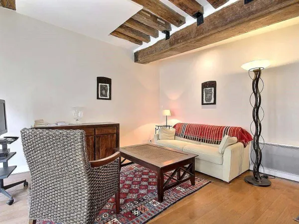 Appartement 1 pièce 64 m² 