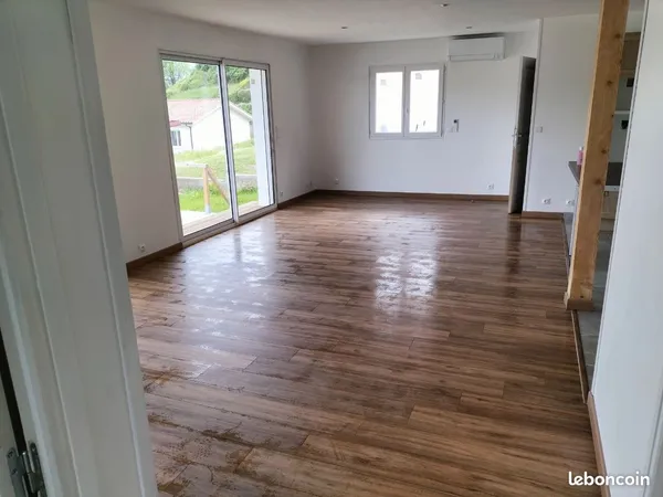 Loue Maison individuelle 