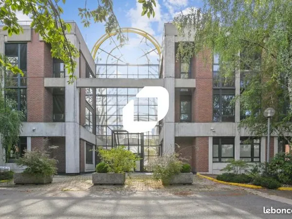 Bureaux 1000 m² 