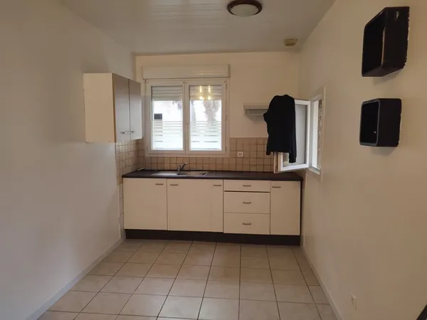 Immeuble 93 m² 