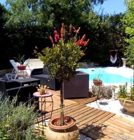 Maison 12 pièces 300 m² 