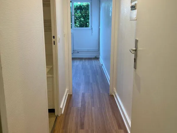 Studio 1 pièce 18 m² 