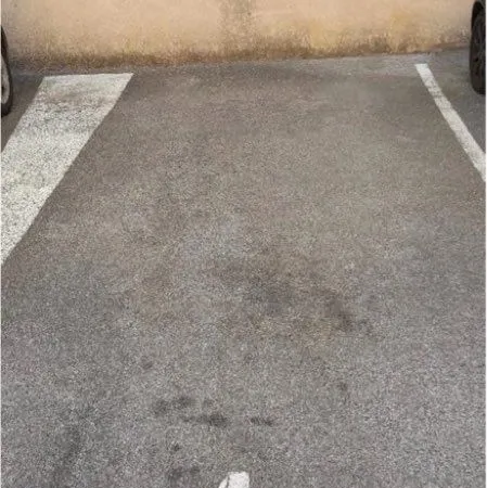 Place de parking intra-muros 