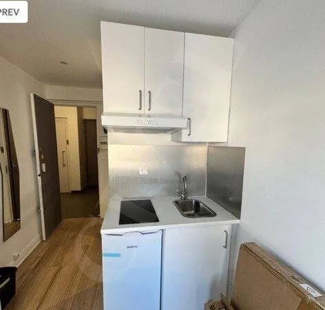 Appartement 1 pièce 11 m² 