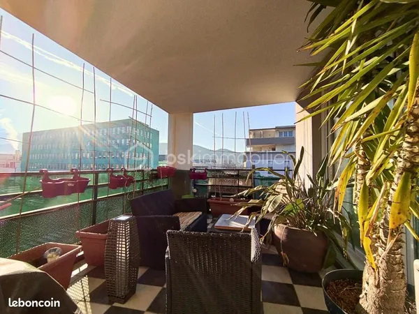 Appartement 5 pièces 101 m² 