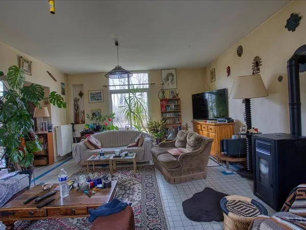 Maison 4 pièces 151 m² 