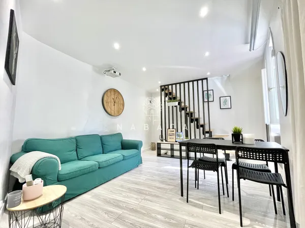 APPARTEMENT À LOUER - SEILLANS 