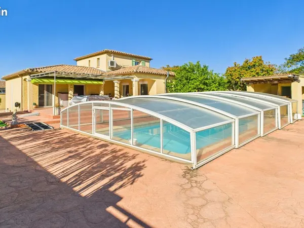 Villa 5 pièces 132 m² 