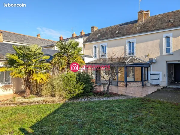 Maison 9 pièces 220 m² 