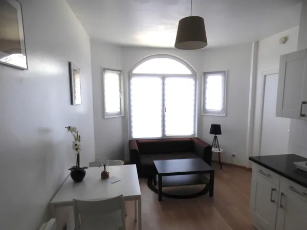 Hyper centre - Appartement T2 sans travaux 