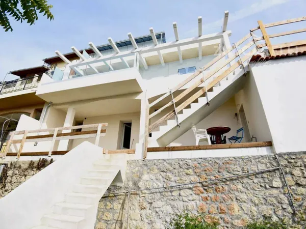 Maison jumelée 5 pièces 110 m² 