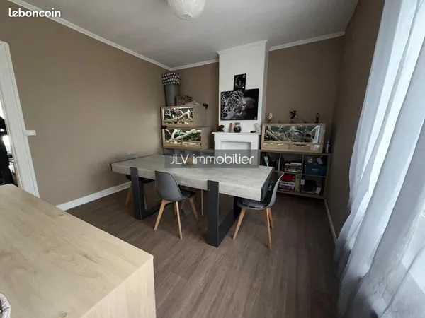 Immeuble 210 m² 