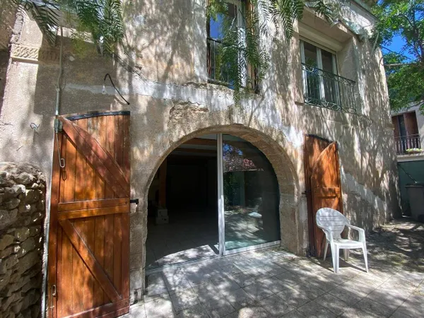 Maison 8 pièces 235 m² 