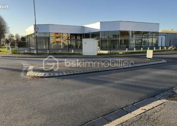 Local commercial 1500 m² 
