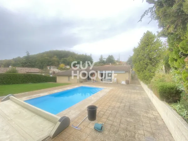 MAISON À LOUER DE 4 PIÈCES DE 90,00 M² 