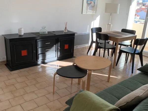 À louer - Appartement 3 pièces meublé - 52 m² - 13009 