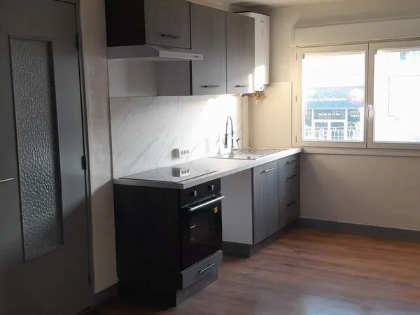 Appartement T3 1° étage 68m² 600 libre 01 mars 2026 