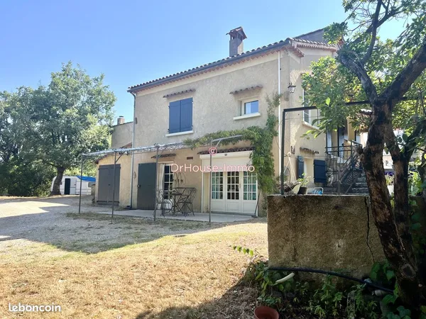 Maison 4 pièces 165 m² 
