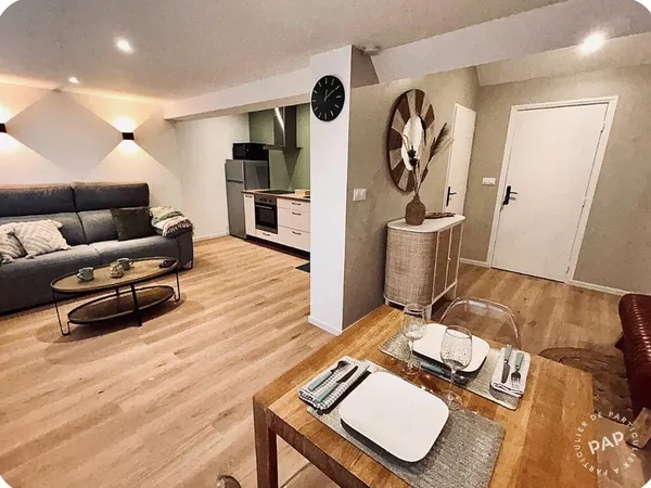 Studio 1 pièce 32 m² 