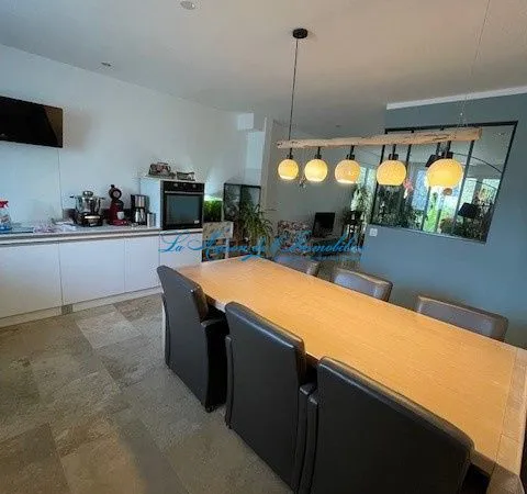Appartement 4 pièces 105 m² 