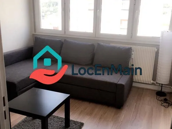 Studio 1 pièce 24 m² 