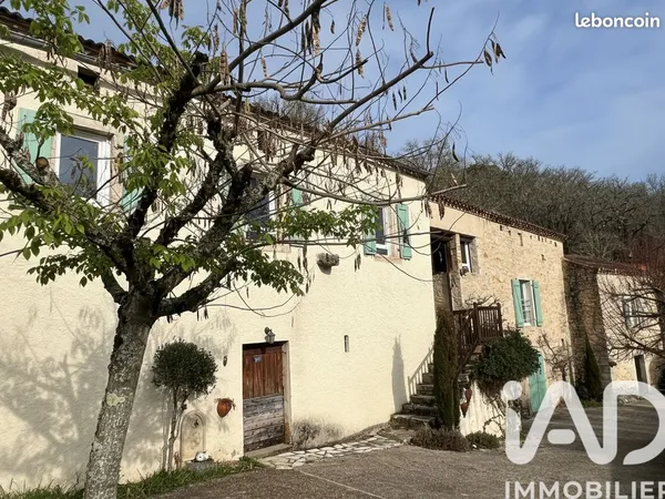 Maison 5 pièces 136 m² 