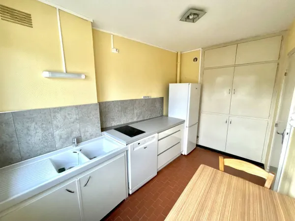 Appartement 1 pièce 28 m² 